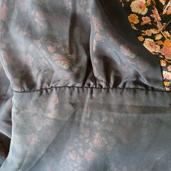 Floral Long Sleeve Dress - Picture 8 of 9